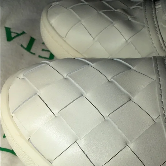 Bottega Veneta White Woven Sneakers - Picture 6 of 10